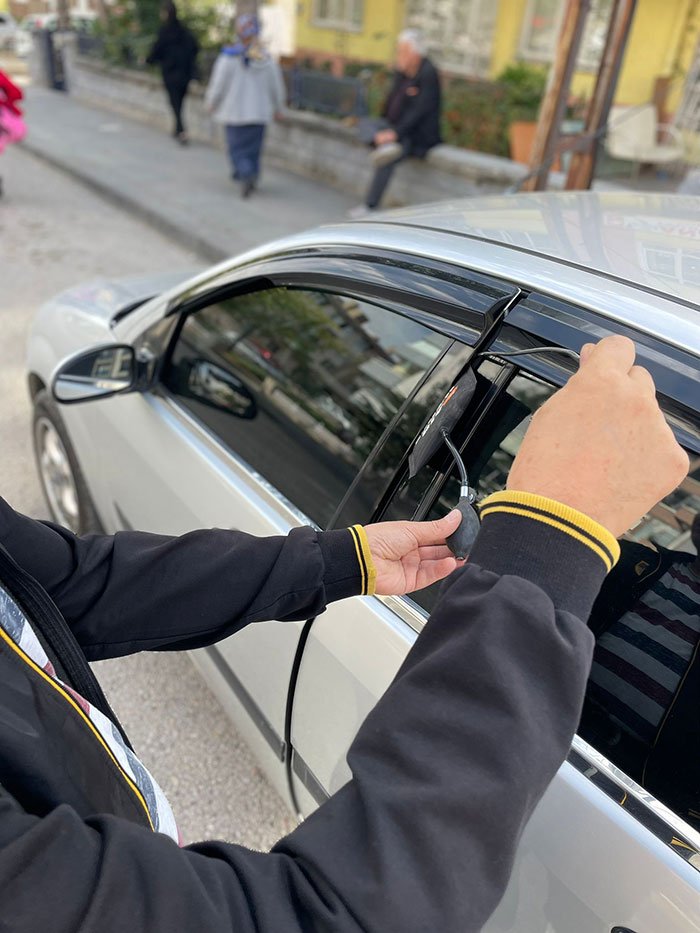 Keçiborlu Oto Kilitçisi